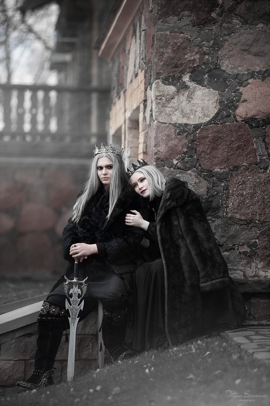 рное королевство, короли, блонины, красивые модели, черное, белое, сказочная фотосессия, волшебство  Темное королевствоphoto preview