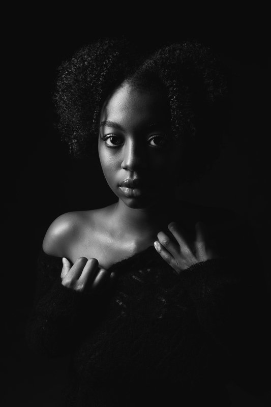 Ominousphoto preview