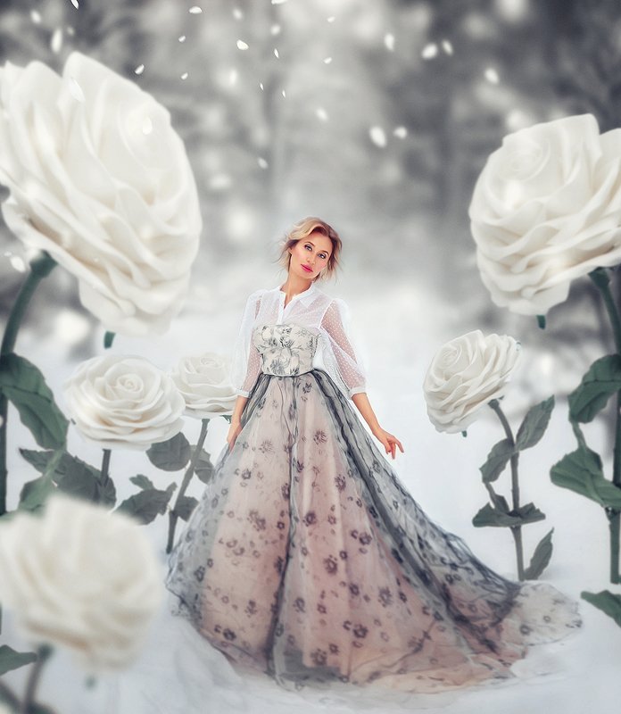 большие цветы, зимний сад, сказочное фото,  большие розы, пышное платье, розы, лепестки роз, зима, снег снежный лес, сказочны лес, волшебный лес Зимний садphoto preview