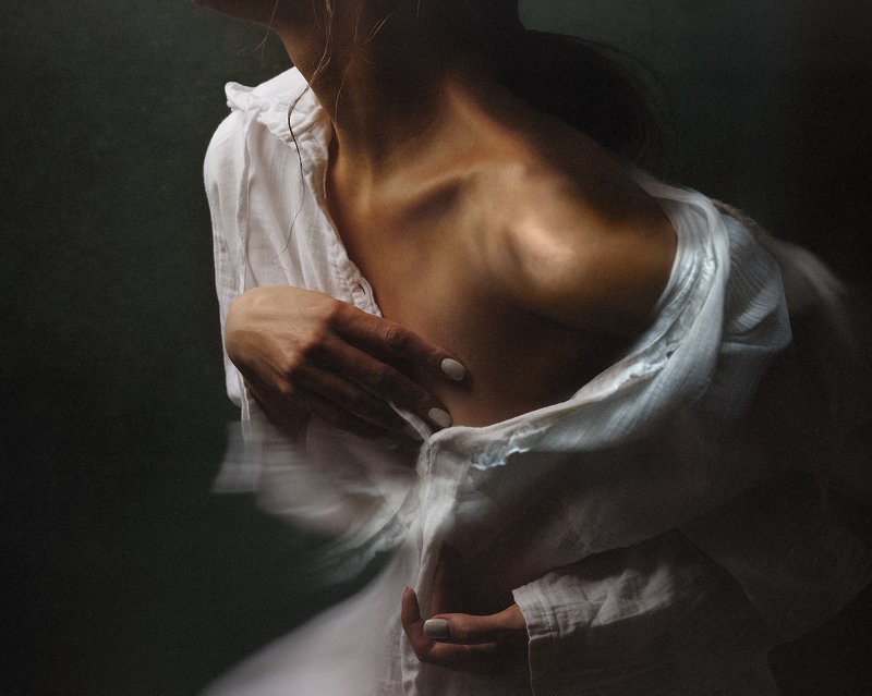 The cold night surrounds mephoto preview