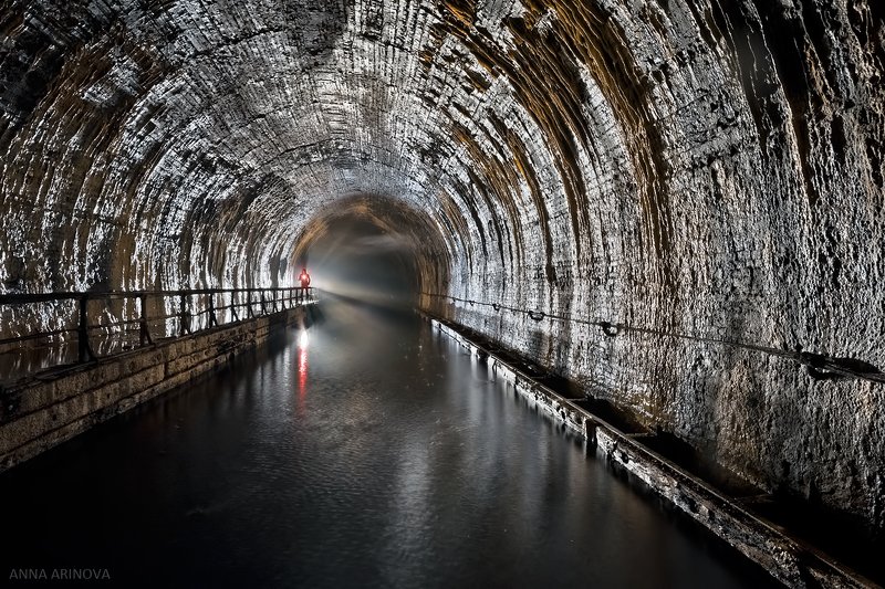 Подземный каналphoto preview