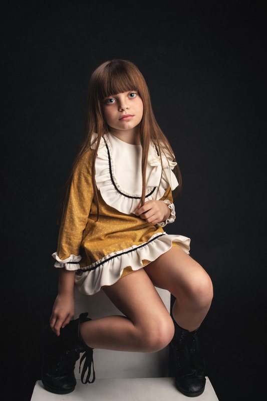 children Mellow yellow.photo preview