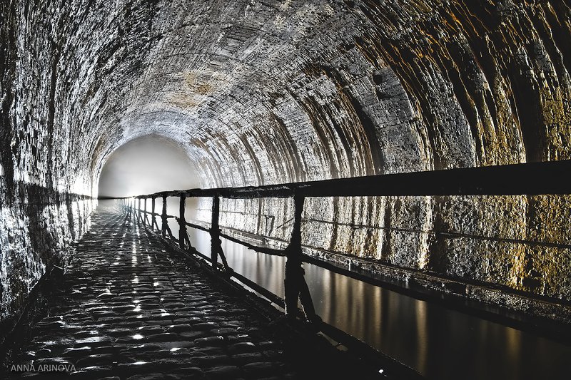 Подземный каналphoto preview