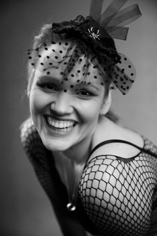 чб женщина шляпка улыбка глаза Наташаphoto preview