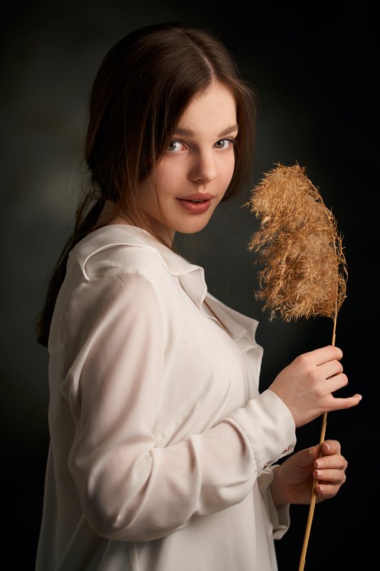 portrait, girl, lowkey, black, beautiful, pretty, eyes, lips, портрет, девушка Алисаphoto preview