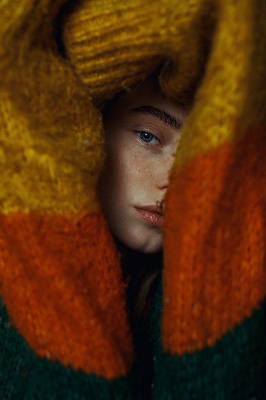 portrait, портрет, girl, brunette, portraiture, indoor, девушка, молодость,июль, ламповый, retouch, ретушь, цвет, cinematic,цветок, свитер, акварель, тёплый, fineart, beauty Yevgeniaphoto preview