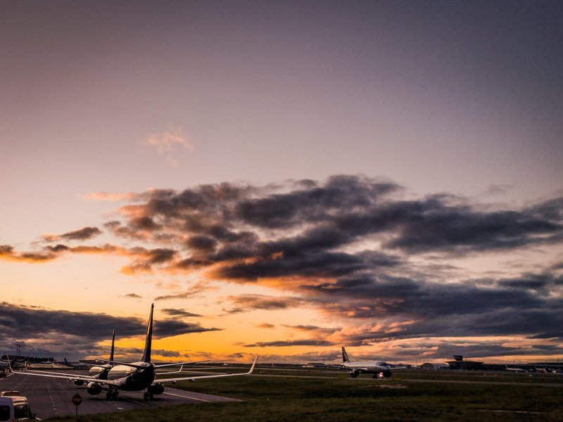 самолёт, самолёты, аэропорт, закат, небо, sky, sunset, airport, airplan Рабочие моментыphoto preview