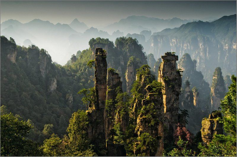 чжанцзяцзе, китай Чжанцзяцзе (张家界)- родина семьи Чжанphoto preview