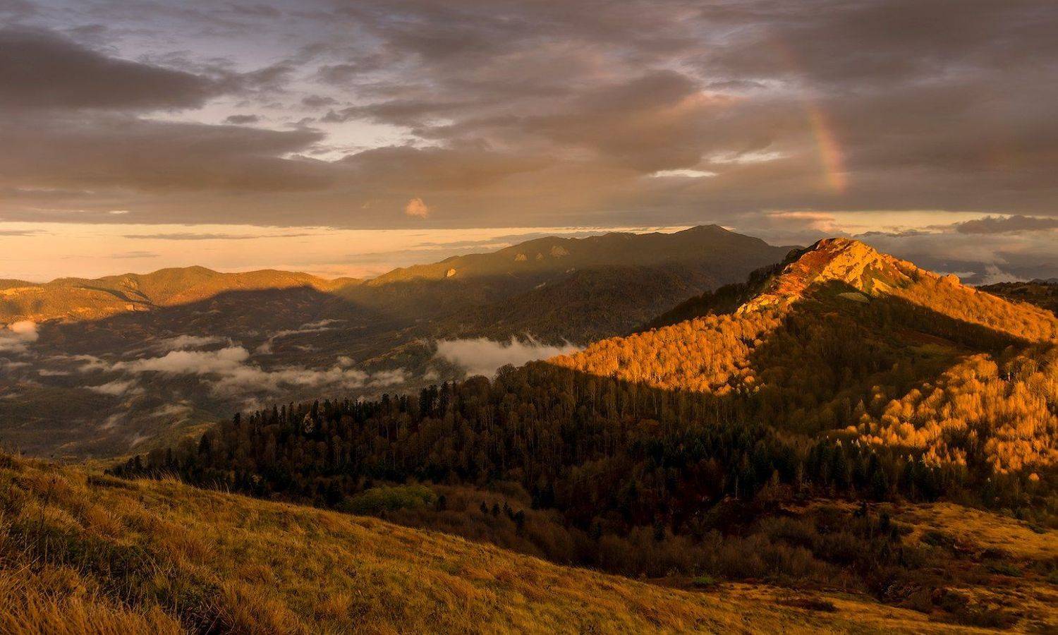 В ПРЕДГОРЬЯХ КАВКАЗА. Автор: ФЁДОР гкх, кавказ, закат, семиглавая ,ноябрь осень,вечер, ФЁДОР