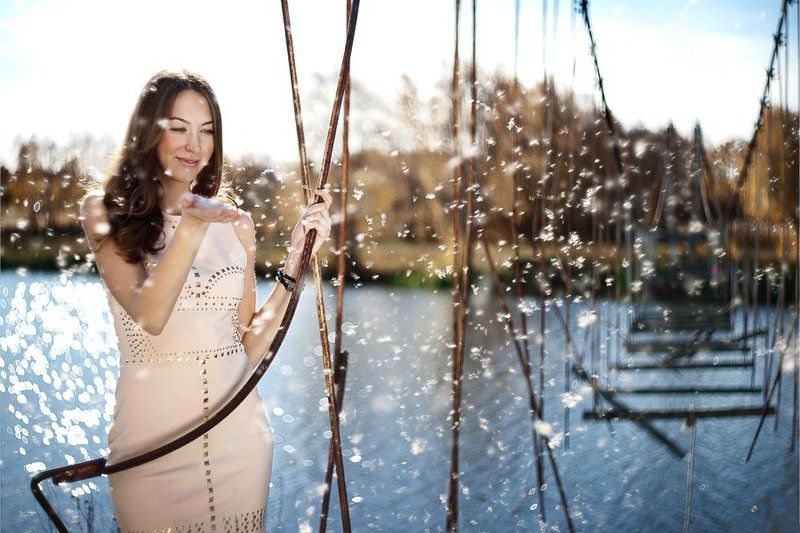 water, lake, morning, portrait, girl, city, people, building, woman, female, pretty, romantic, 50mm, sexy, bridge il pontephoto preview