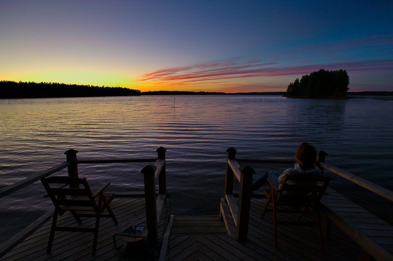 озеро, закат Два места в партере на вечерний сеансphoto preview