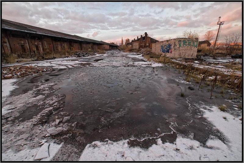 Исчезающий Питер. Остатки Варшавского вокзала.photo preview