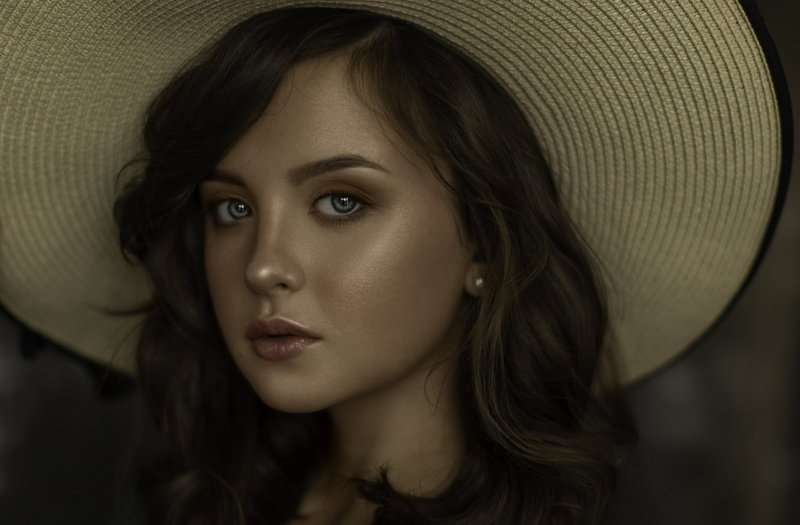 девушка, девушка, в, шляпе, соломенная, шляпа, чувственный, портрет, юная, девушка, женский, портрет, арт, портрет, студийный, портрет, портретист, анапа Ангелина Прекраснаяphoto preview