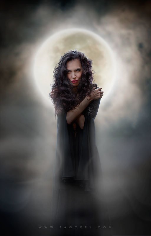 Dark moonlightphoto preview