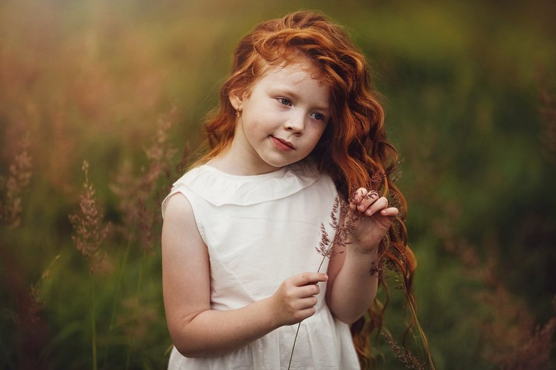 ребенок, девочка, рыжая Рыженькаяphoto preview