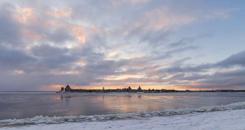 ладога, крепостьорешек Вид на крепость Орешекphoto preview