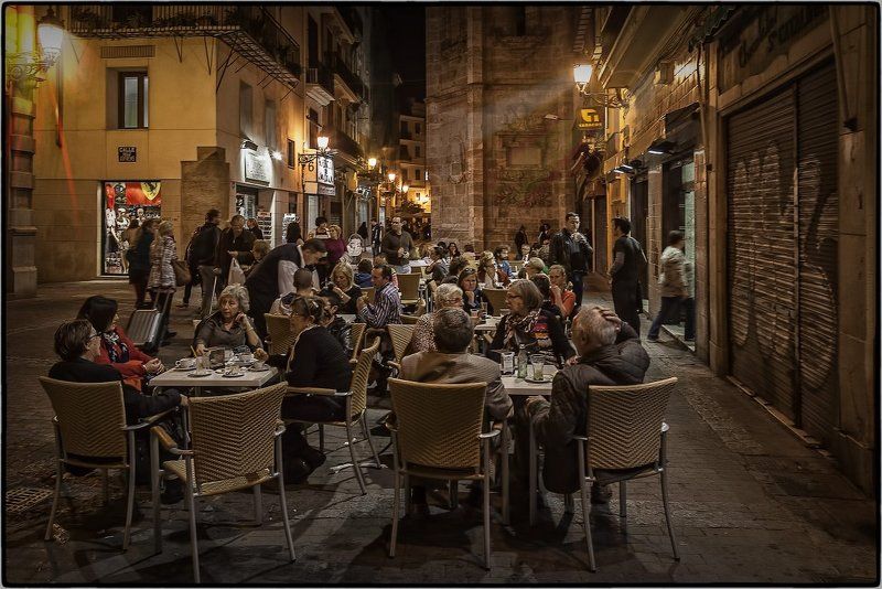 Ночная жизнь Барселоныphoto preview