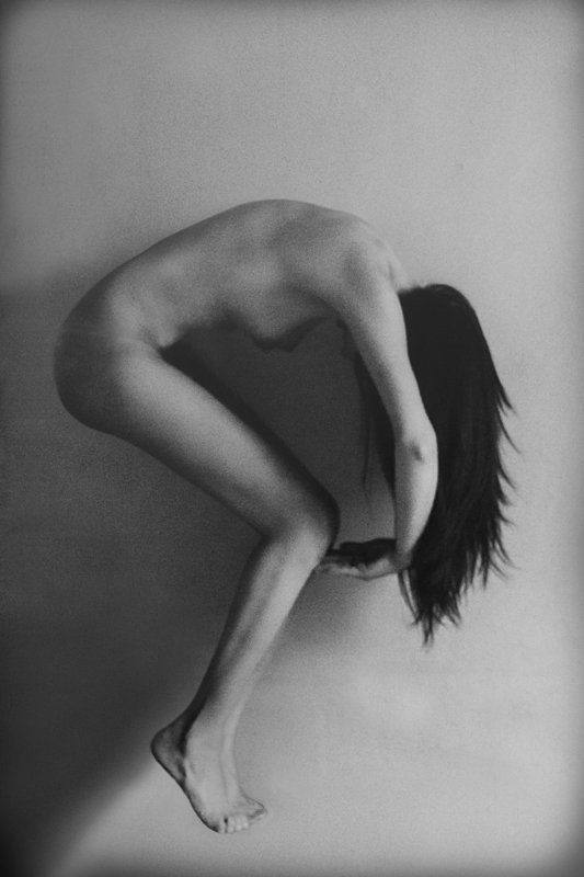 naked, nudity, nude, beauty, day, light, bend, portrait, woman, gir,l tone up.photo preview