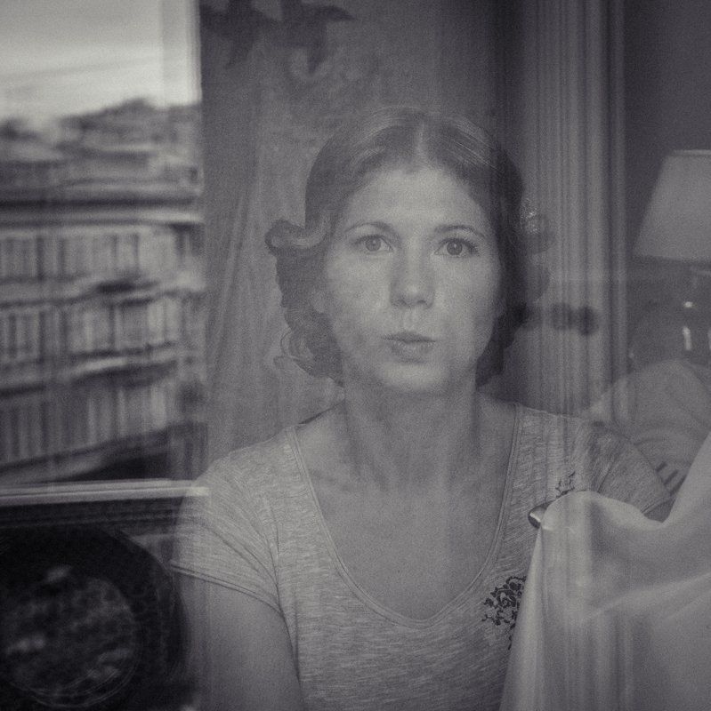 отель, портрет, чб, отражение, петербург Утроphoto preview