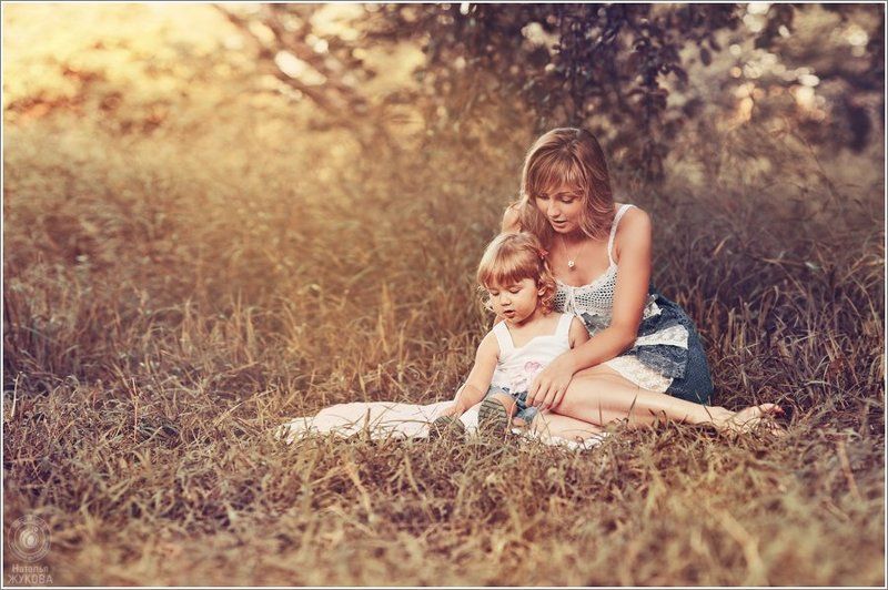 детский фотограф, семейный фотограф, лучшие детские фотографы, дети, отдых с детьми, отношения мамы и дочери Мама и дочкаphoto preview