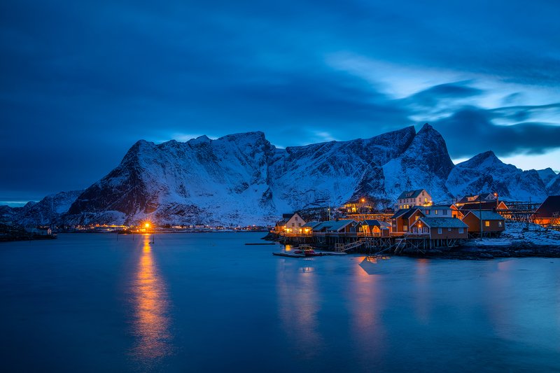 At the Dusk ||photo preview