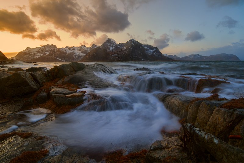 Sunrise of a new day. фото превью