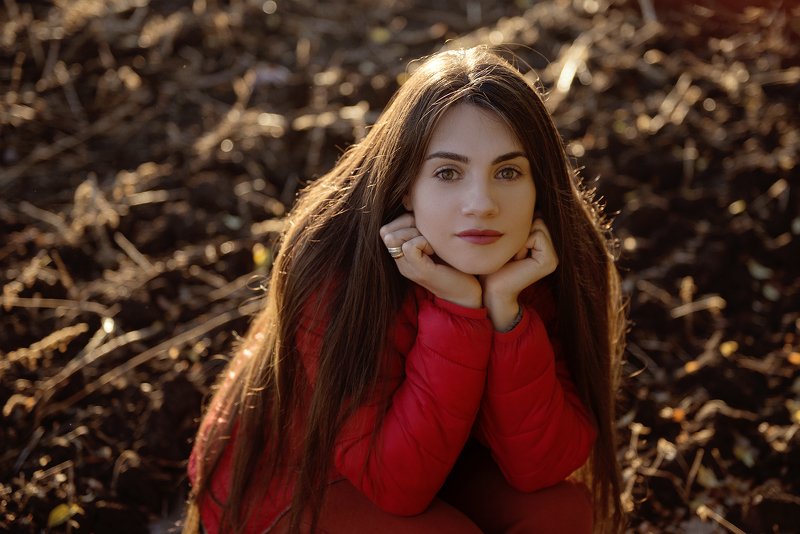 девушка, поле, красный цвет, длинные волосы Angelinaphoto preview