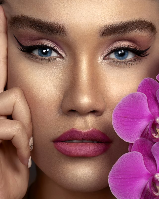 #photo #portrait #female #photoshop #photography #closeup #makeup #beauty kimiaphoto preview