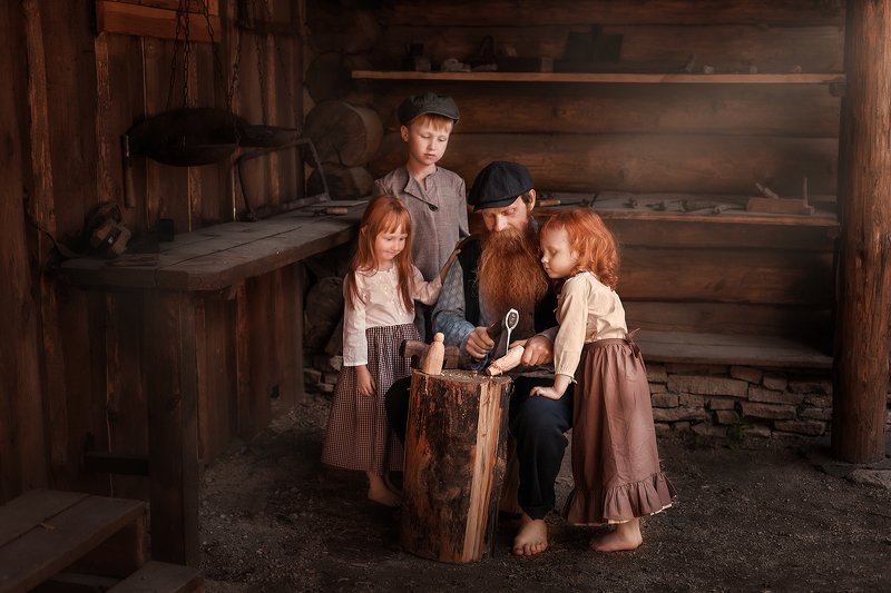 дедушка,  внучки, внук, деревня В гостях у дедушкиphoto preview