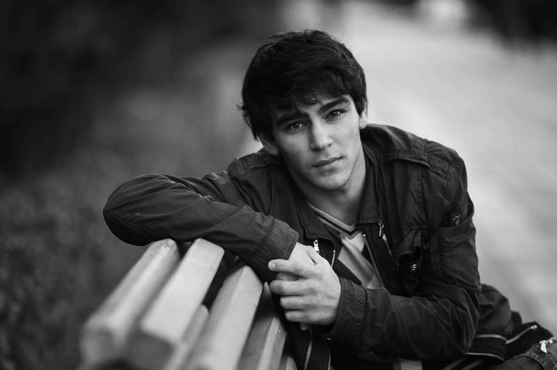 Sad eyesphoto preview