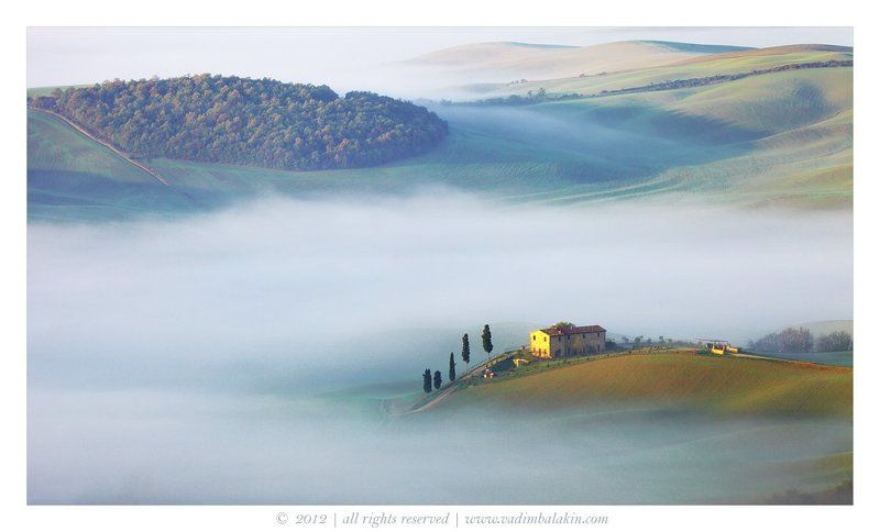 тоскана, италия Рассвет в долине Валь д\'Орчиаphoto preview