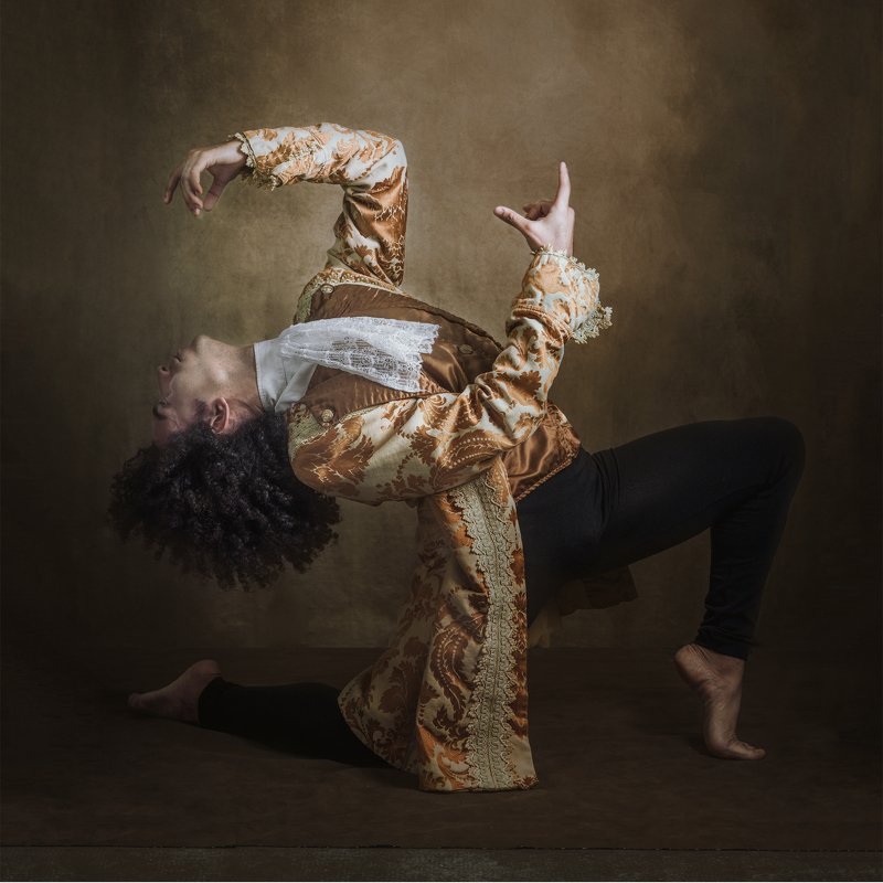 STYLE AND MOVEMENTphoto preview