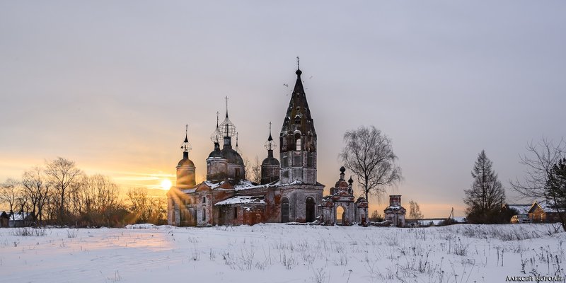 церковь, архитектура, снег, зима, восход, пейзаж, остров, ярославская область, россия, church, arhitecture, winter, snow, sunrise, landscape, ostrov, yaroslavl region, russia Село Остров 1 фото превью