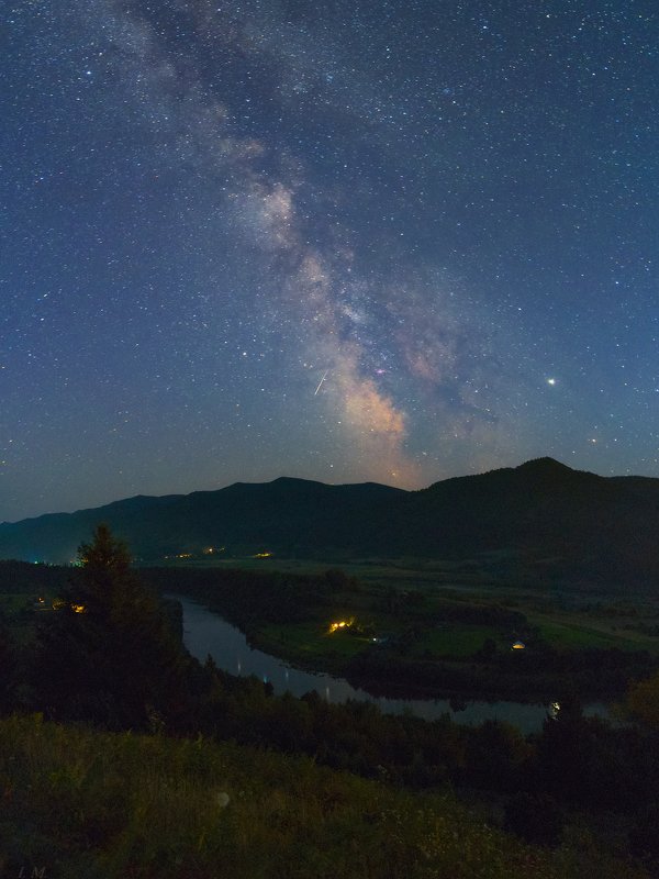 млечный путь, ночное небо, звезды, вечность, пейзаж, прикарпатье, река стрый, сколовские бескиды, горы, ночная сьемка, лето, путешествие, юпитер, астрофотография, night, sky, mountains, carpathians, river, stryi, skolivski beskydy, milky way, stars, night Life is Eternity фото превью