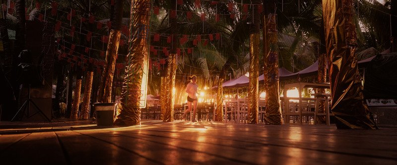 china, morning, sunshine, rays, sun, sunrise, sport, woman, trees, cinematic, cine, colors, colorgrade, colorgrading Running in the rays or morning sunshinephoto preview