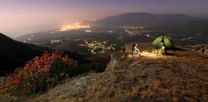 крым, демерджи, алушта Ужин с видом на Алуштуphoto preview