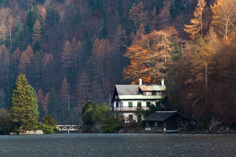 Просто домик, просто в Альпахphoto preview