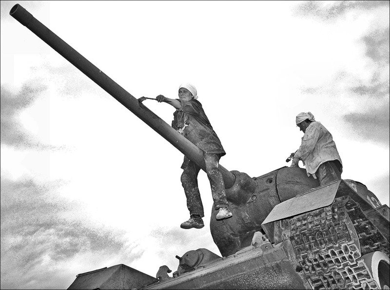 улица Скоро праздникphoto preview