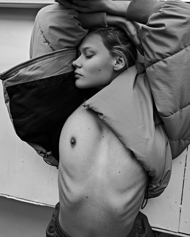 nude Lizaphoto preview