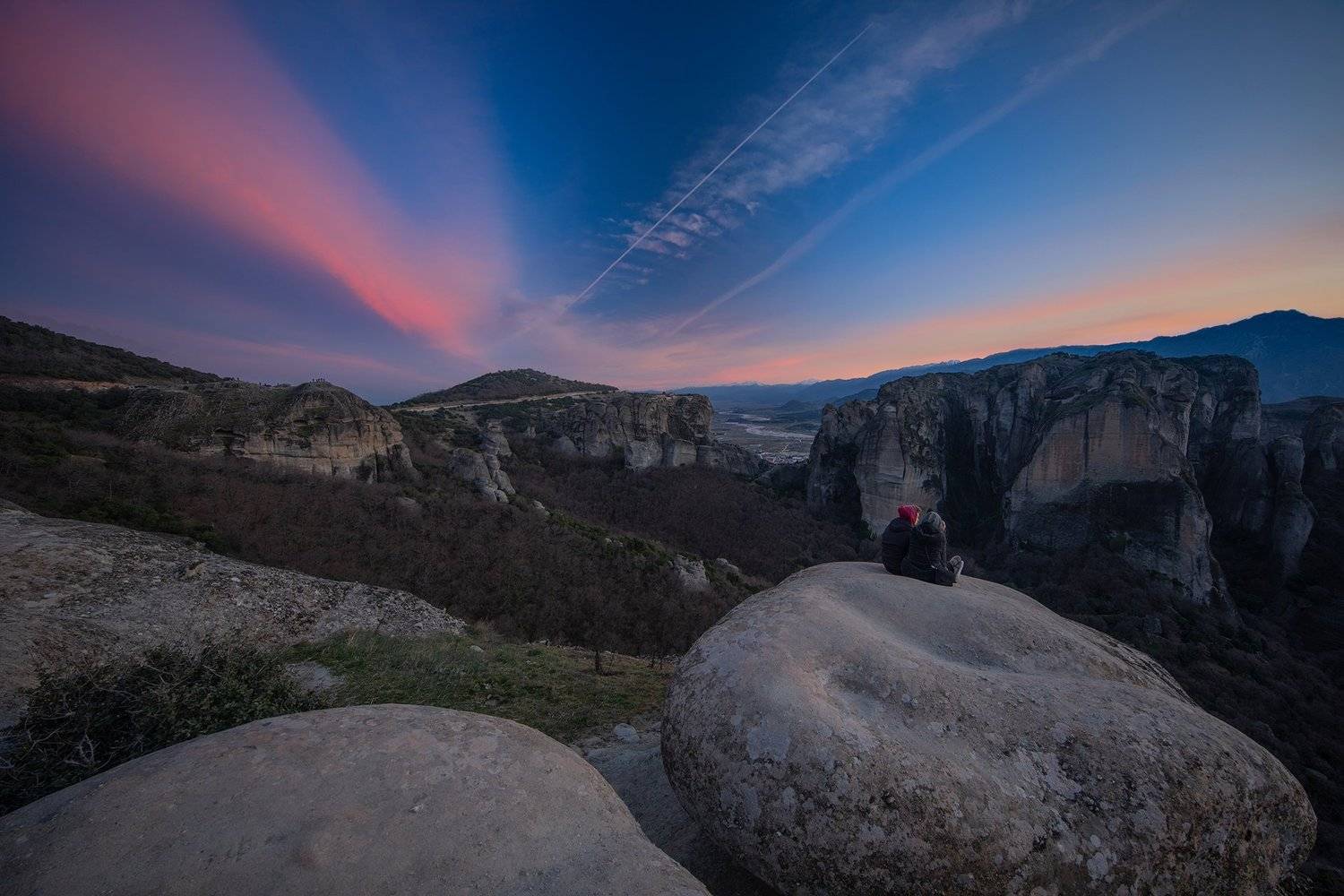 At dusk. Автор: Тодор Божков , Тодор Божков