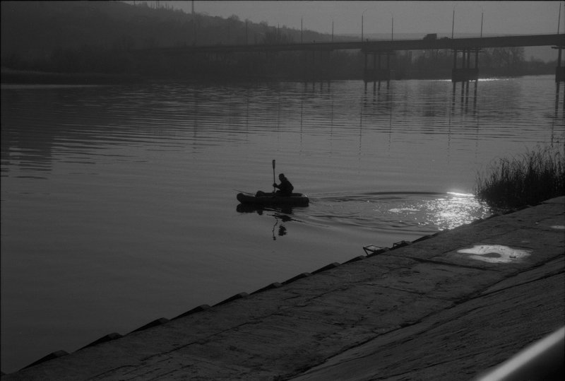 Nikon F6 photo preview