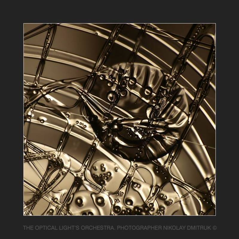 абстракция печать луны. авторская работа. стеклоphoto preview