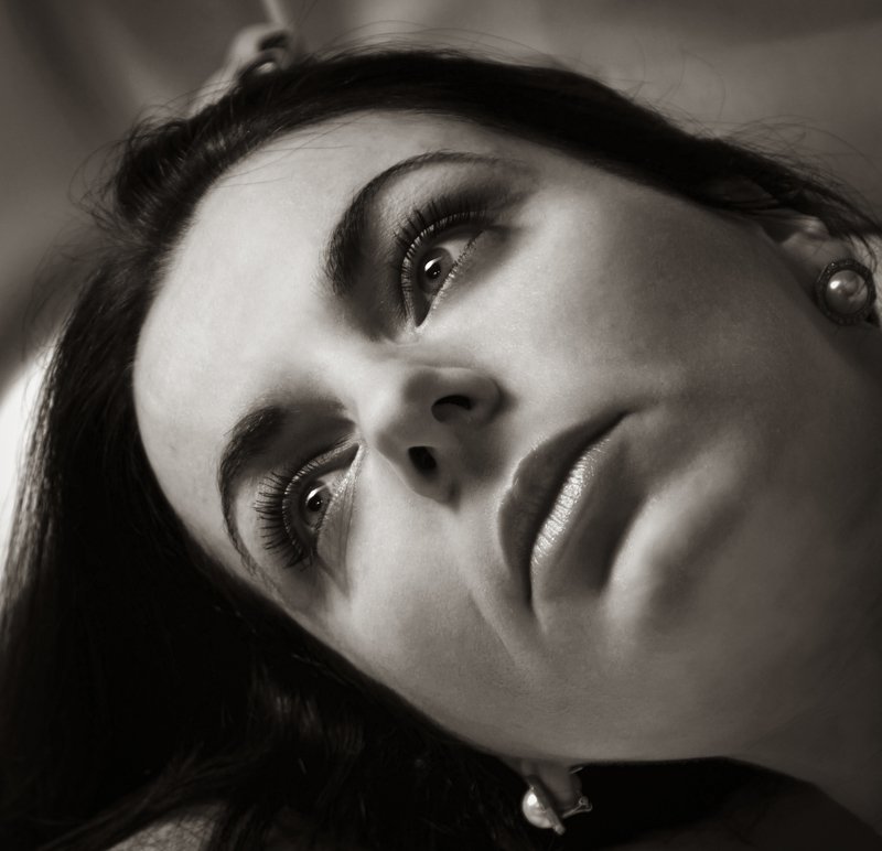 Woman portraitphoto preview