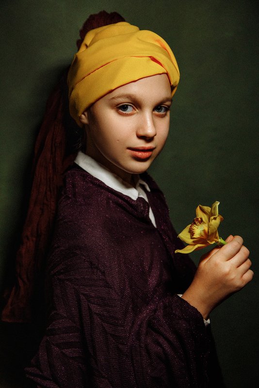 портрет, portrait Мальчик с яблокомphoto preview