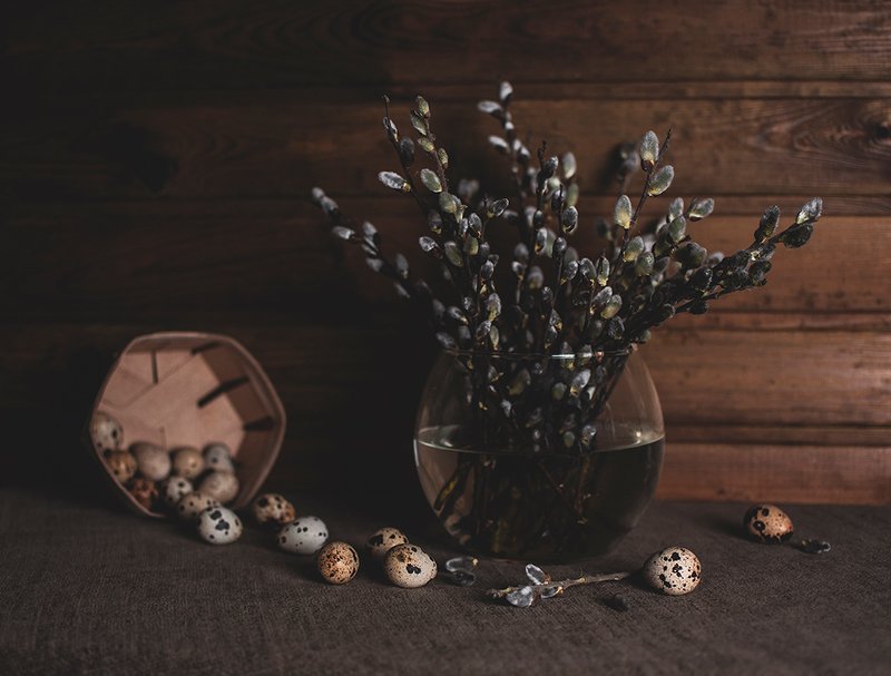 весна, цветы, перепелиные яйца, натюрморт, вербовые котики, ваза Весна на порогеphoto preview