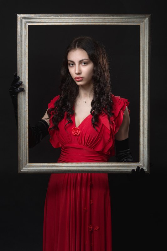 В красном...photo preview