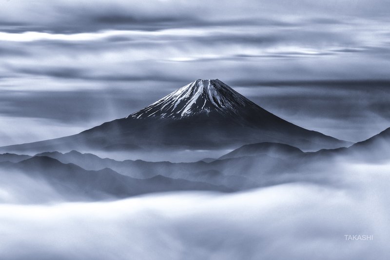 Fuji,Japan,mountain,snow,fog,cloud,amazing,wnoderful,beautiful Beyond the Sea of Cloudsphoto preview