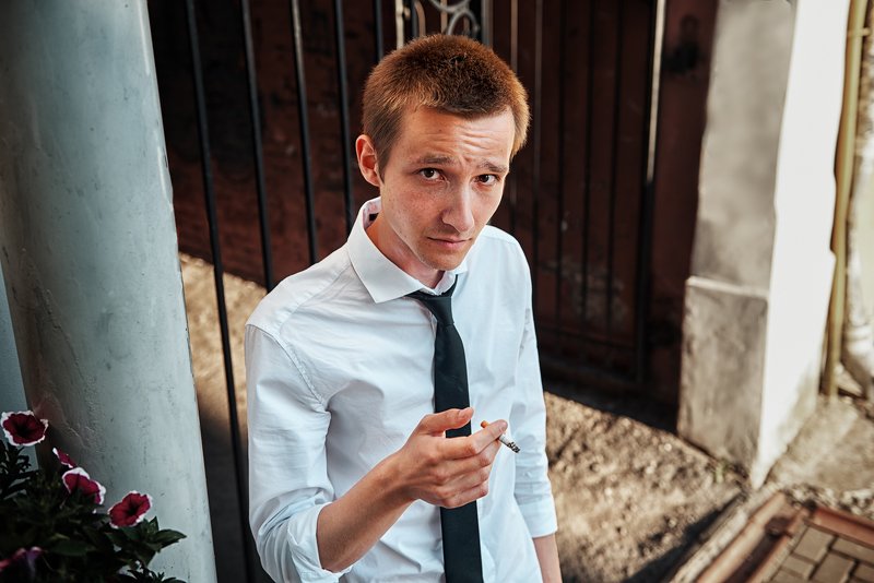 man, portrait,smoke, eyes, sun, summer, natural light Pavelphoto preview