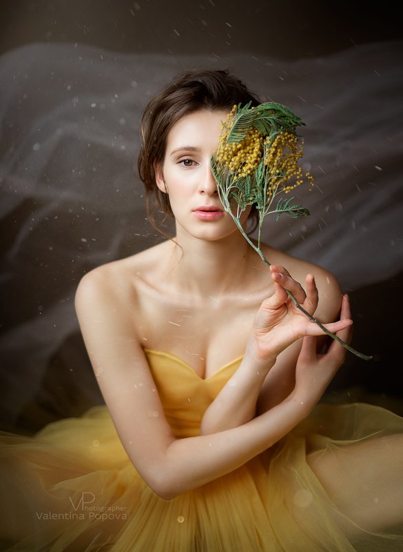 женщина, портрет, мимоза, весна Мимозаphoto preview