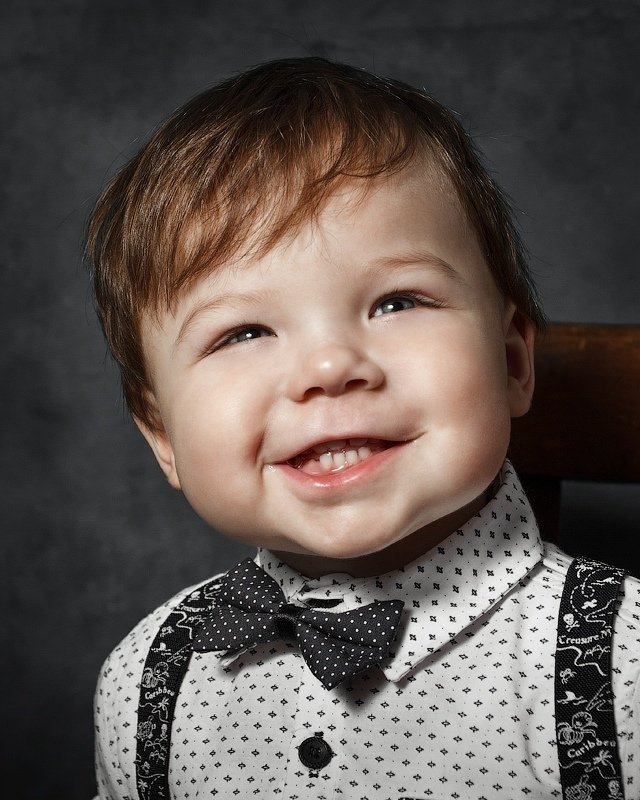 Весёлый паренёкphoto preview